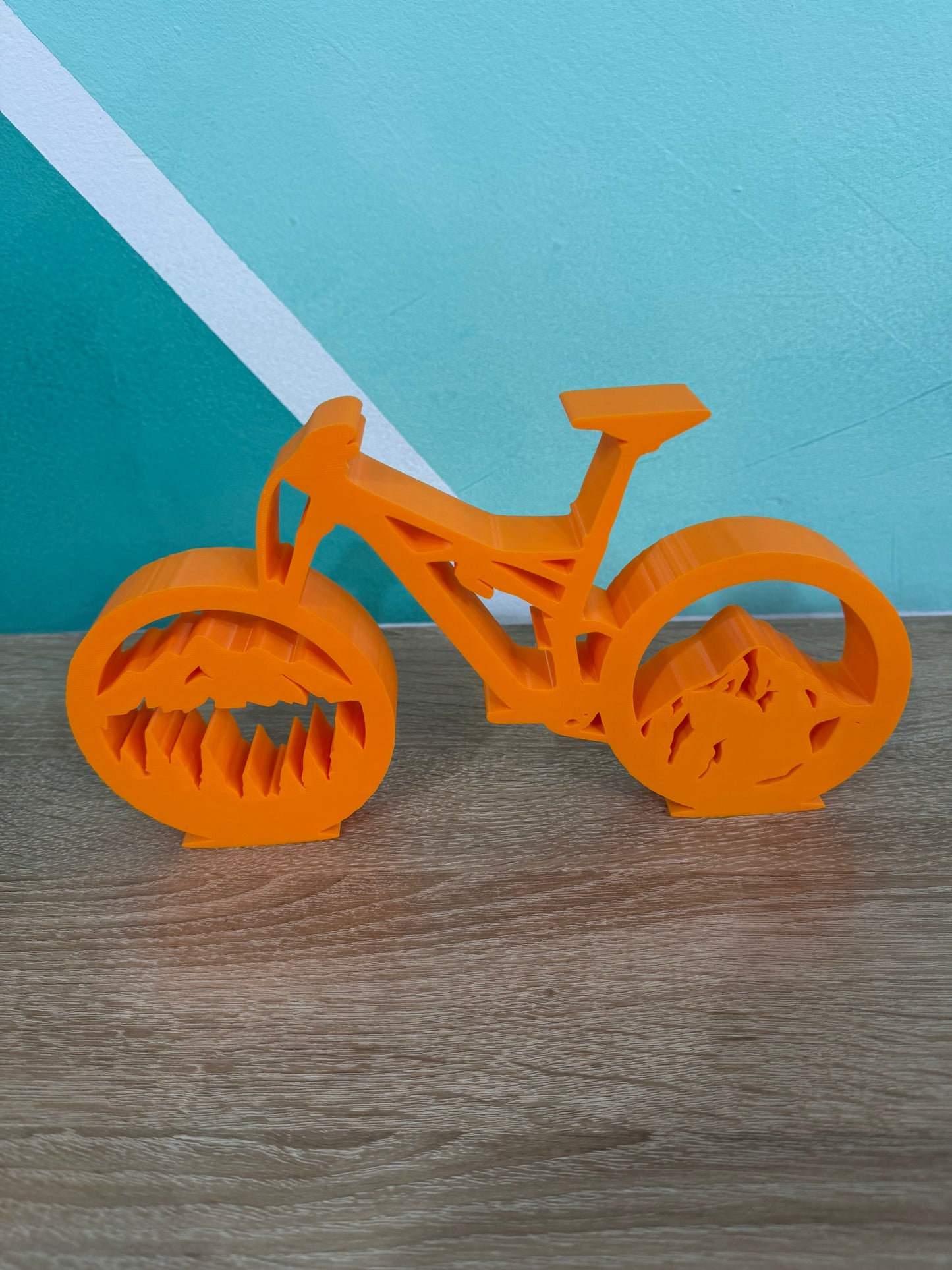 BICICLETĂ IMPRIMANTĂ 3D – PIESĂ DE DESIGN PENTRU PASIONAȚI